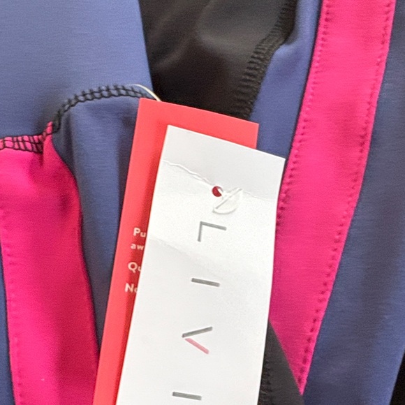 Lane Bryant Livi Active Capris - Picture 2 of 6